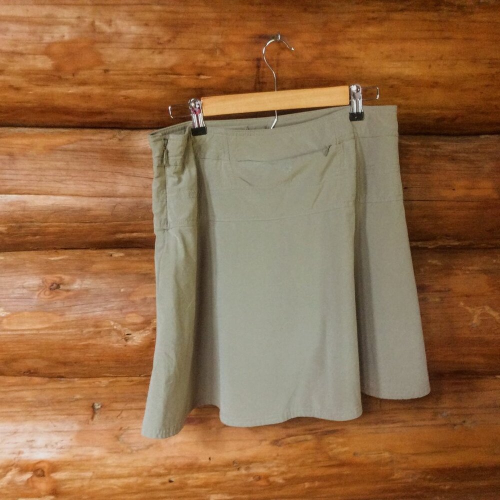 Athleta Lightweight Khaki Skort size 10 - Picture 2 of 8